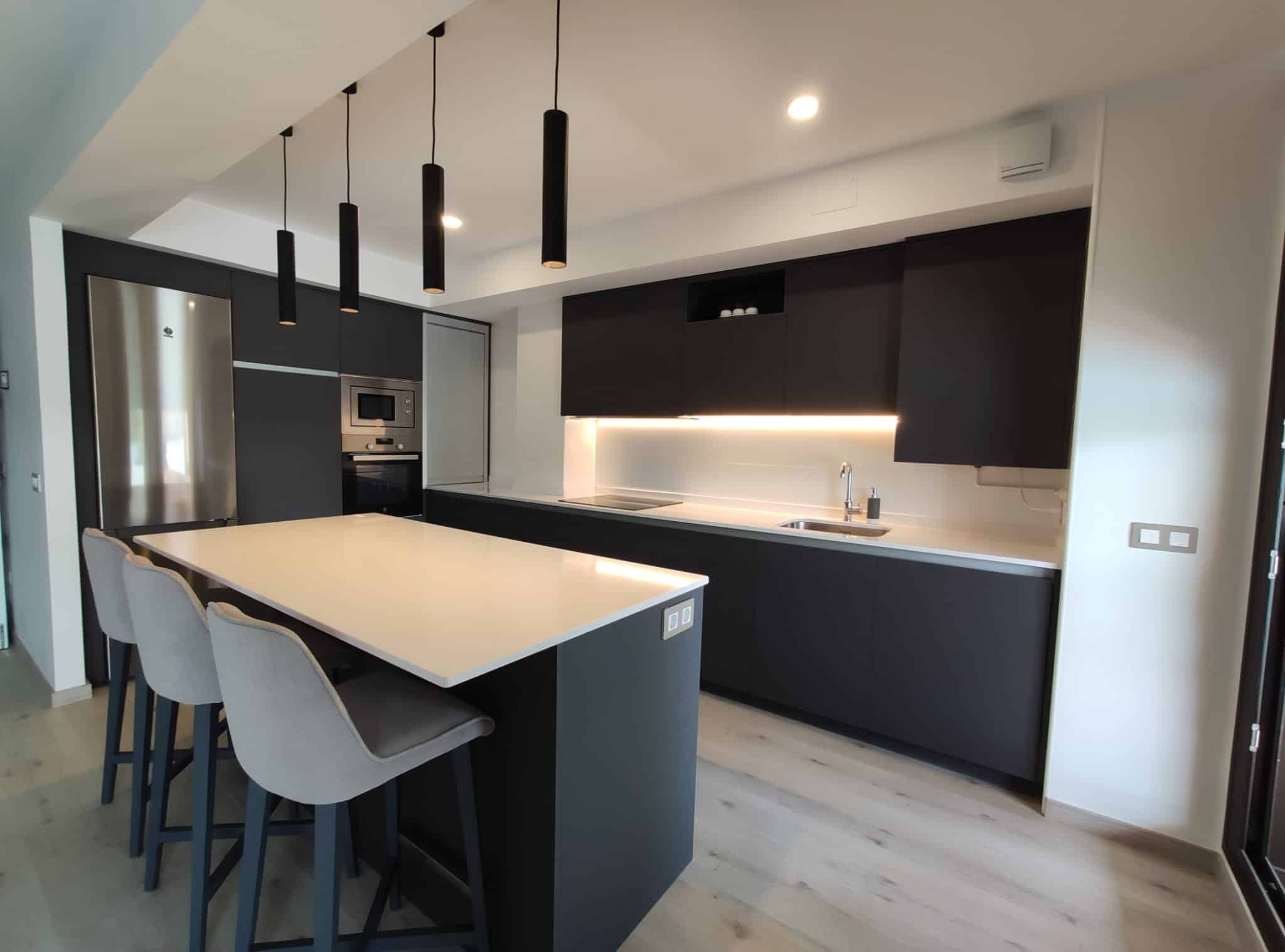 PHOTO 2020 09 11 19 43 09